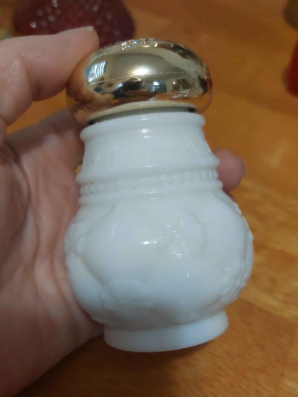 💚3/$25 VTG 70s Avon Field Flowers Perfumed Powder Milk Glass Jar Gold Lid